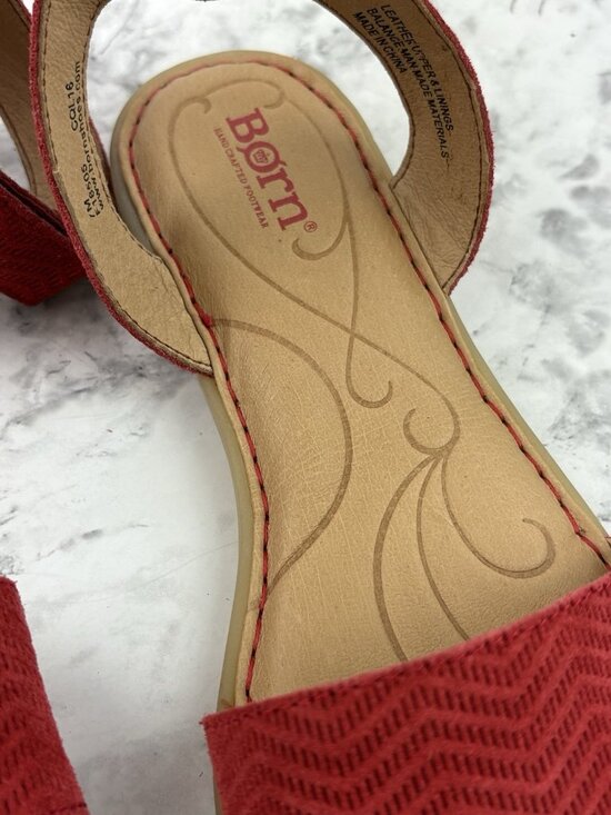 *BORN Tegal Ankle Comfort Sandals Womens Size 7 Red Leather Beach Travel Resort